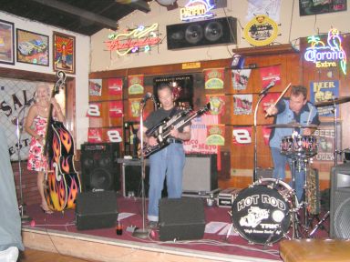 Reelin' and rockin' at Goody's in San Clemente.